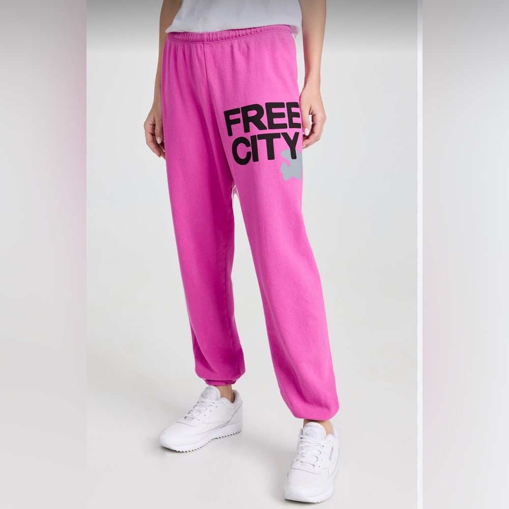 Free City Sweats!
